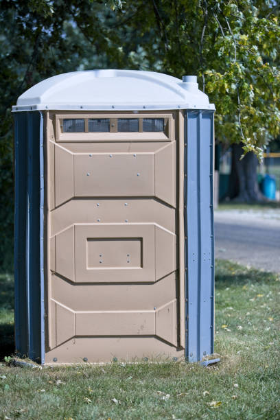 Best Portable toilet rental cost  in Woodland Beach, MI